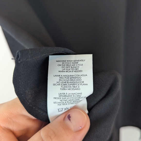 CAbi Sleeveless Black Fringe Blouse, Sz M - Picture 5 of 6